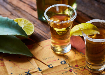 Casa cuervo 1800 colecciÃ³n Tequila aÃ±ejo y 250 aniversario