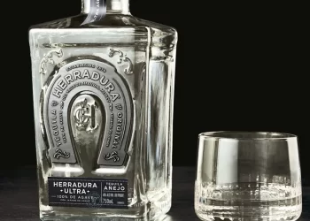 Tequila Herradura: El Primer Tequila Reposado del Mundo