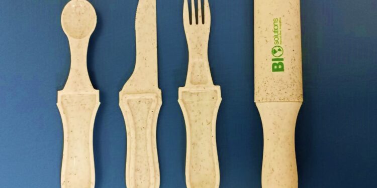 ¡Cucharas y tenedores desechables hecho de agave de tequila!