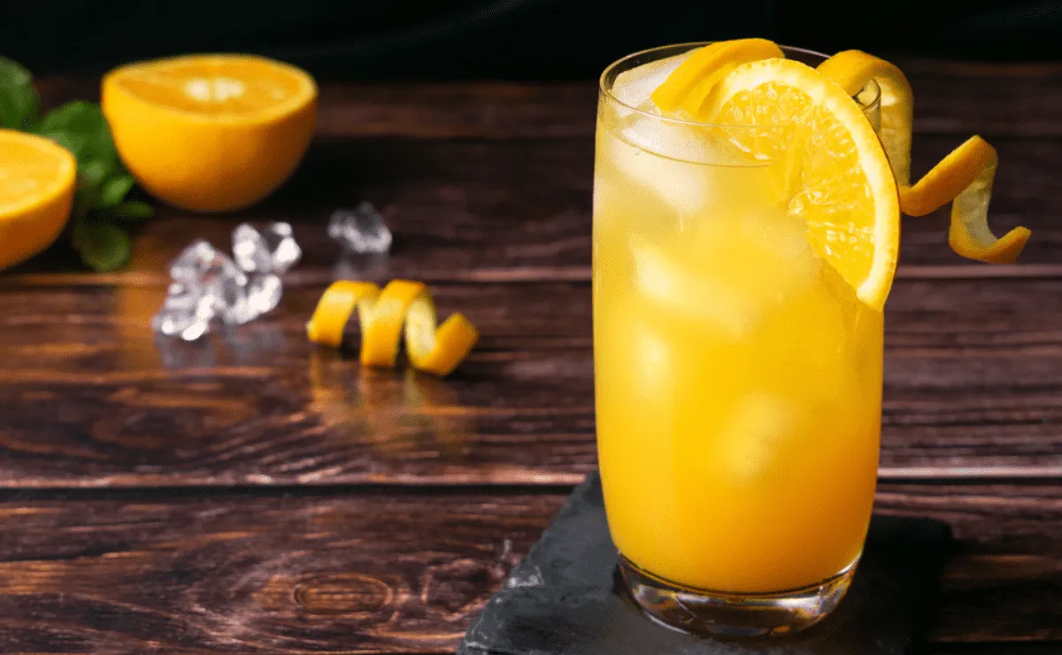 Tequila con Vodka a la Naranja